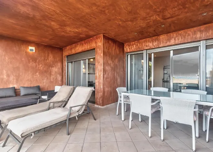 Alzaro 0 פאלם-מאר