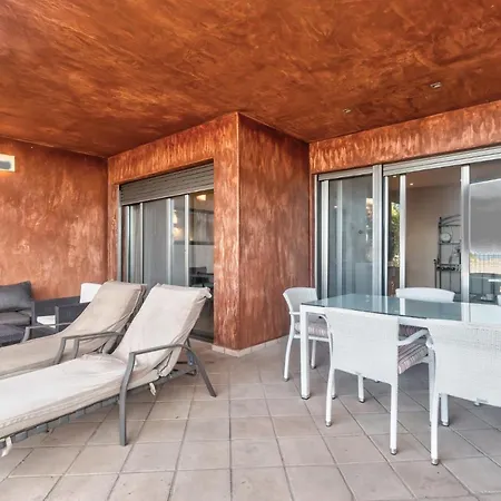 Alzaro 0-5 Deluxe Sea View 2b Palm-mar